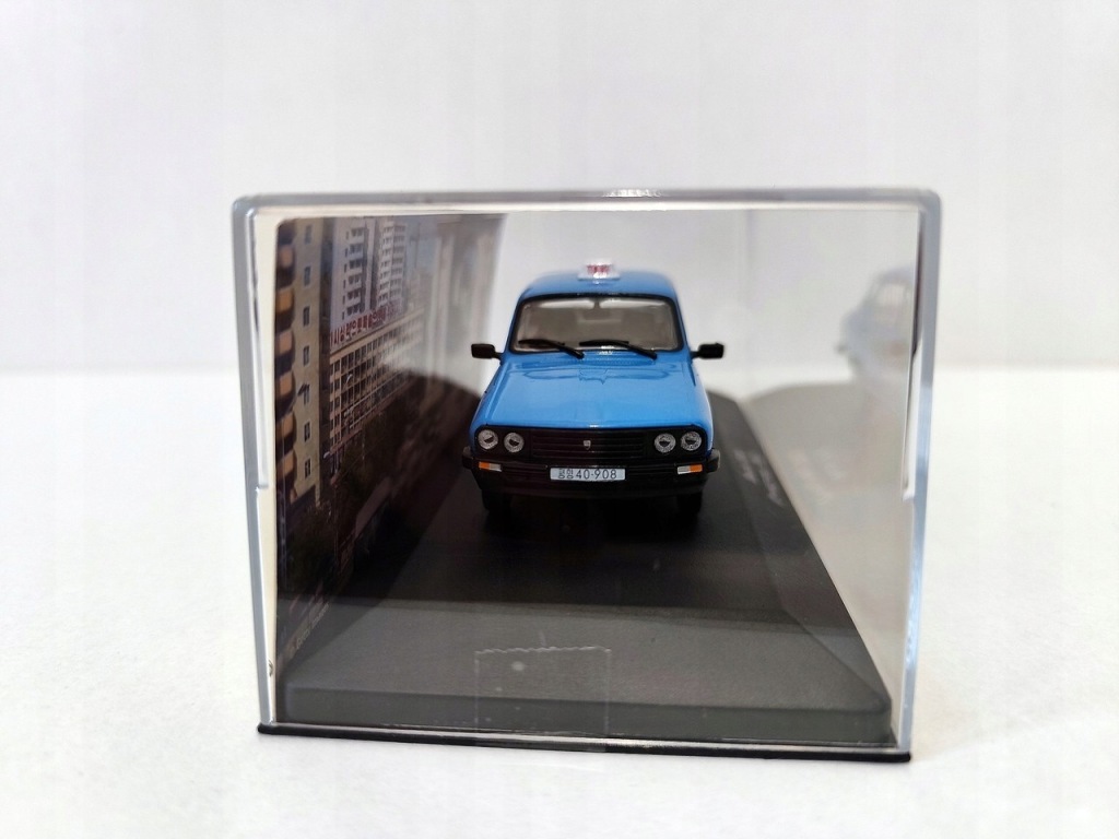 Model kolekcjonerski DACIA 1310 - 2002 ( Pjongjang Taxi ) Altaya / IXO 1:43 Model kolekcjonerski DACIA 1310 - 2002 ( Pjongjang Taxi ) Altaya / IXO 1:43