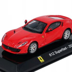 Model kolekcjonerski Ferrari 812 Superfast 2017 + Gablotka SALVAT 1:43