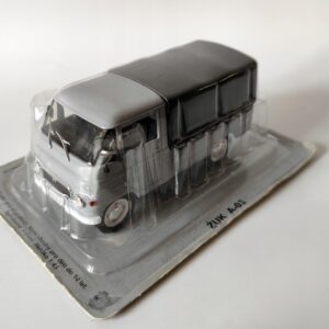 Model kolekcjonerski ŻUK A-03 Kultowe Auta PRL - u DEAGOSTINI KAP 1:43