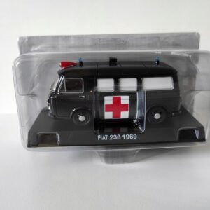 Model kolekcjonerski Fiat 238 Ambulanza 1969 Furgone Carabinieri 1:43