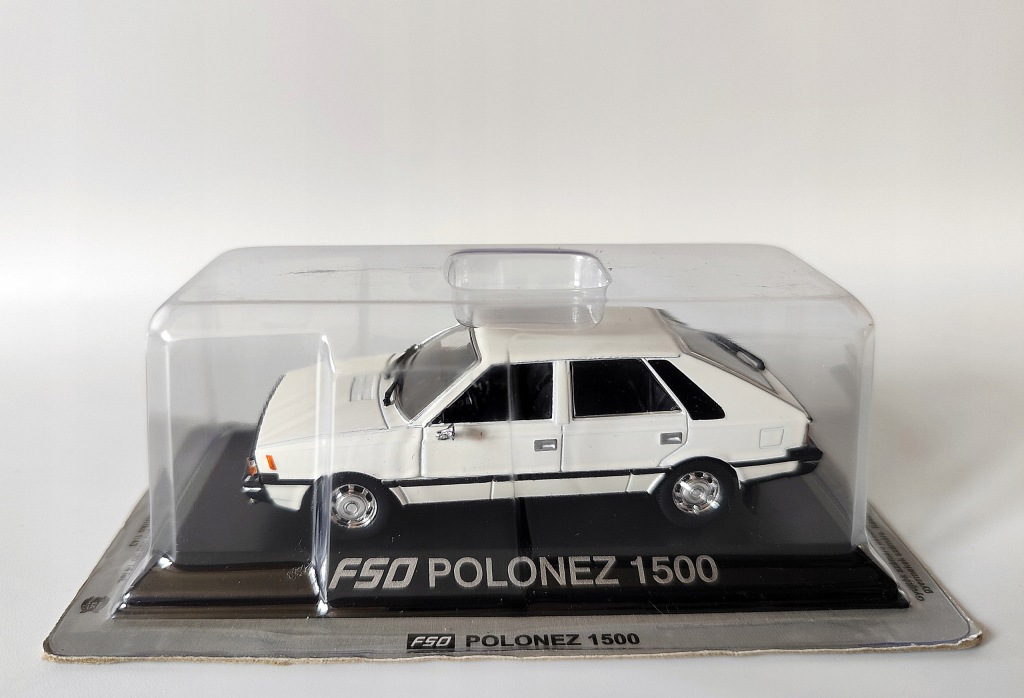 Model kolekcjonerski FSO Polonez 1500 Legendarne samochody DEAGOSTINI kultowe auta PRL 1:43 Model kolekcjonerski FSO Polonez 1500 Legendarne samochody DEAGOSTINI kultowe auta PRL 1:43