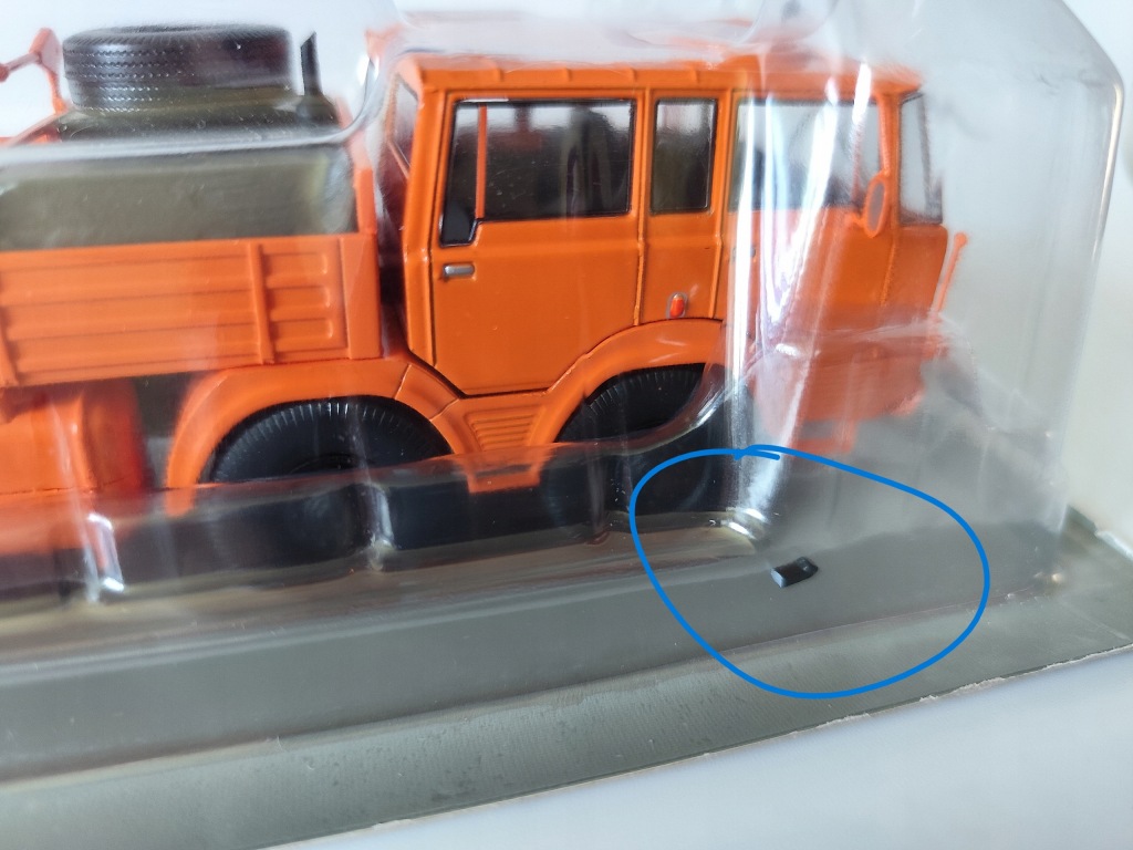 Model kolekcjonerski Tatra 813 Kultowe Ciężarówki PRL-u + Gazetka HU 1:43 Model kolekcjonerski Tatra 813 Kultowe Ciężarówki PRL-u + Gazetka HU 1:43