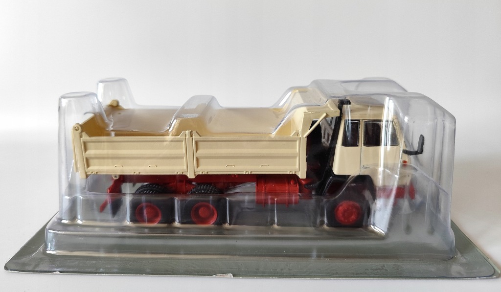 Model kolekcjonerski STEYR 1491 Kultowe Ciężarówki PRL-u DeAgostini + Gazetka CZ 1:43 Model kolekcjonerski STEYR 1491 Kultowe Ciężarówki PRL-u DeAgostini + Gazetka CZ 1:43