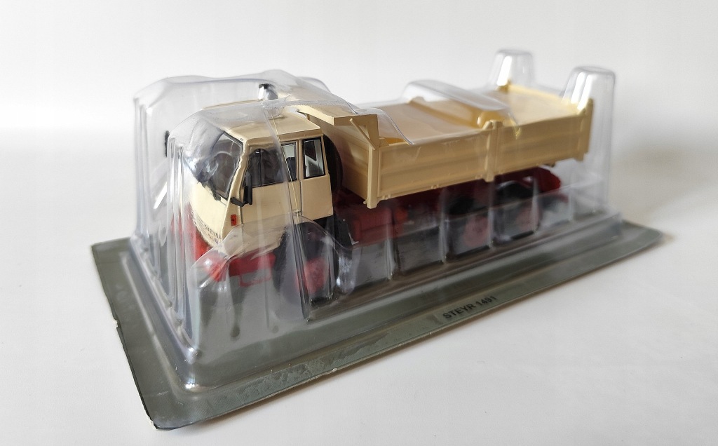 Model kolekcjonerski STEYR 1491 Kultowe Ciężarówki PRL-u DeAgostini + Gazetka CZ 1:43 Model kolekcjonerski STEYR 1491 Kultowe Ciężarówki PRL-u DeAgostini + Gazetka CZ 1:43