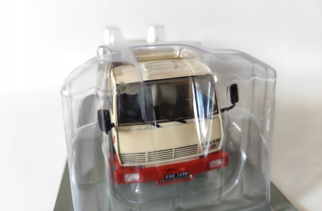 Model kolekcjonerski STEYR 1491 Kultowe Ciężarówki PRL-u DeAgostini + Gazetka CZ 1:43 Model kolekcjonerski STEYR 1491 Kultowe Ciężarówki PRL-u DeAgostini + Gazetka CZ 1:43